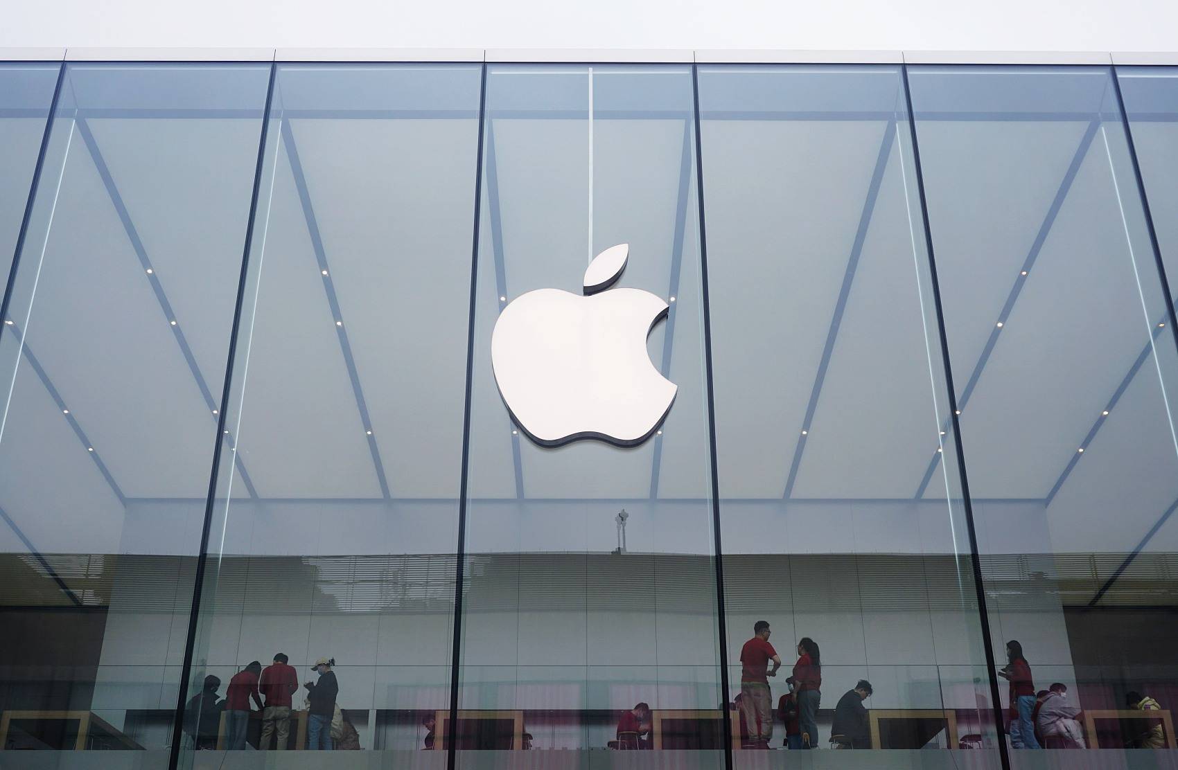 苹果回收iPhone内幕曝光 回收商私自将报废手机销往中国获利