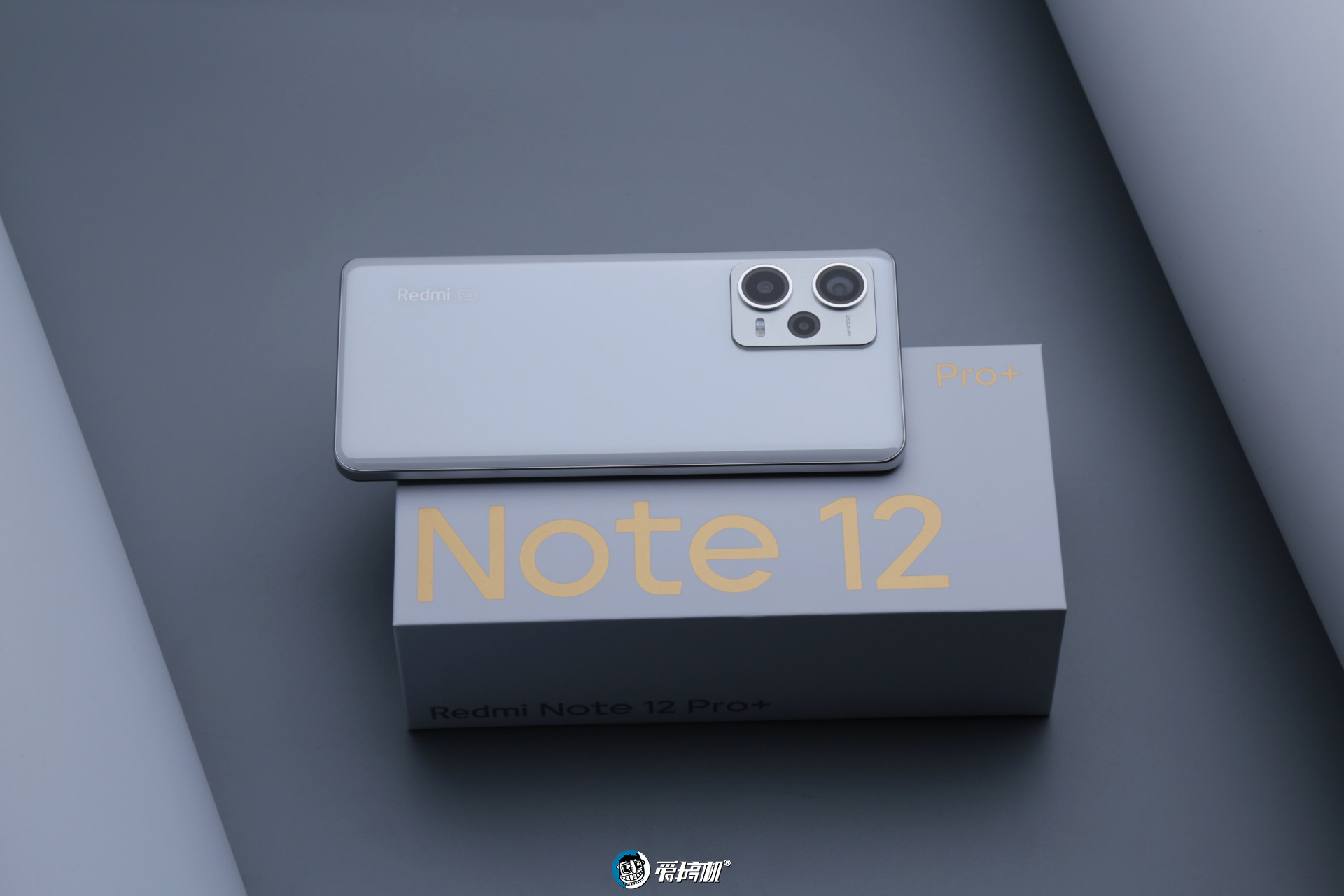 Redmi Note 12 Pro+评测：2099元的2亿像素相机