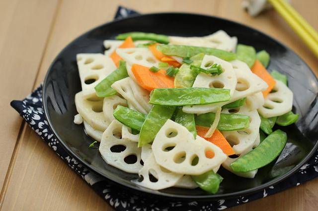 “五月不排毒, 身体常年堵”，要常吃这4道祛湿菜，健脾排毒一身轻
