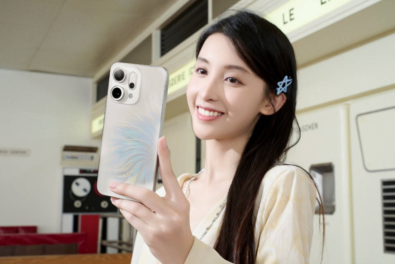 「三合一Live图神机」OPPO Reno14 系列，高清长焦实况影像新潮流