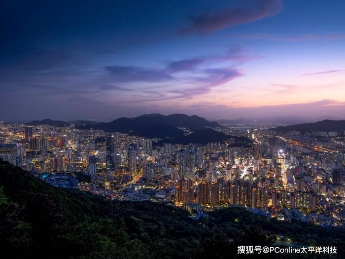 富士中画幅GFX100SII捕捉一亿像素“首尔都市天际线”