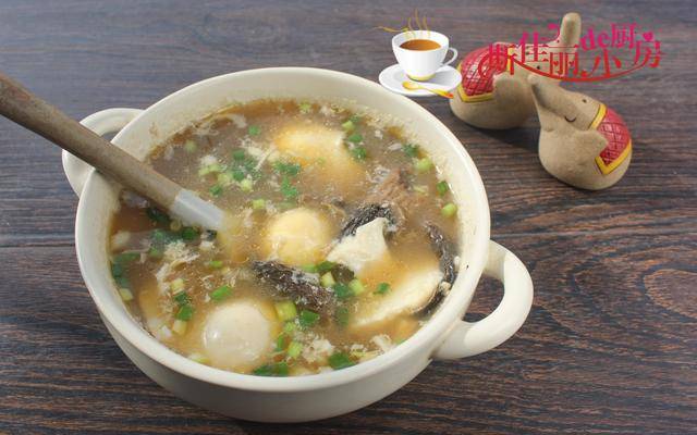 6月吃炒菜不如吃蒸菜，这菜简单蒸一蒸就特鲜美，营养好吃不上火