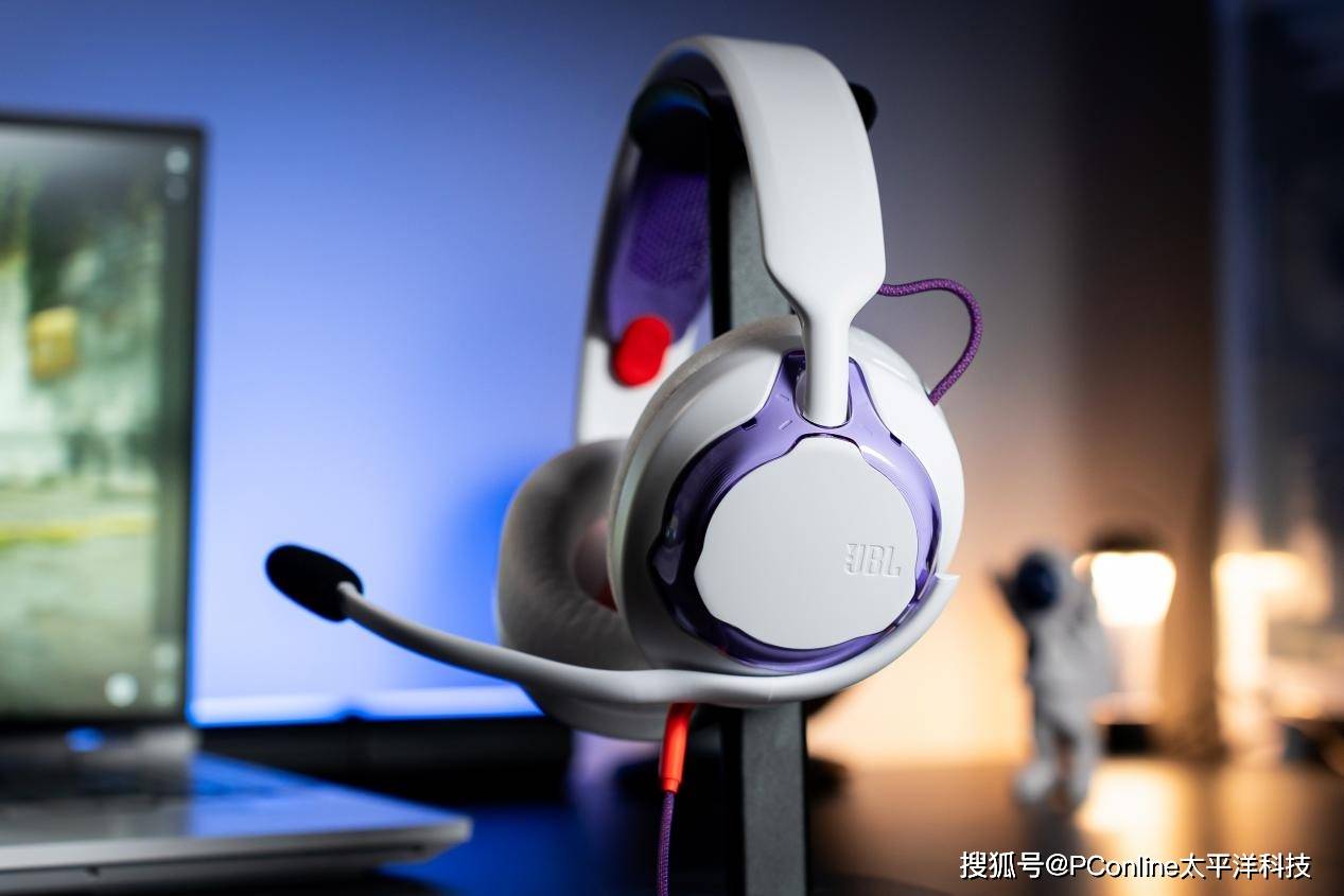 JBL QUANTUM 255游戏耳机体验：精准声场与舒适佩戴的平衡之作