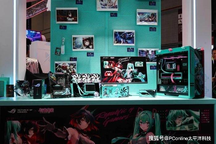 终于等到 ROG×初音未来联名全套装备正式上市