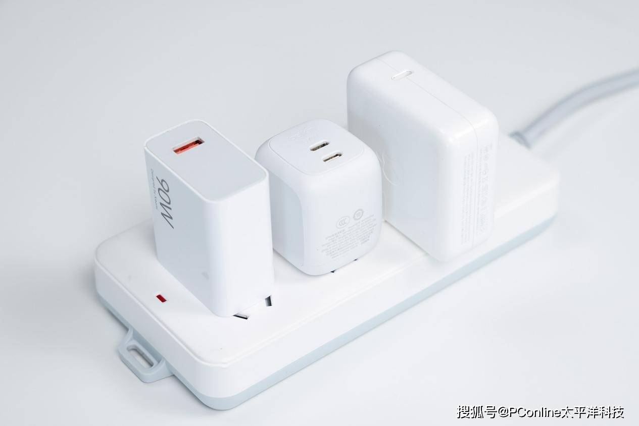 充电器用完到底拔不拔？贝尔金67W零耗智充给了答案