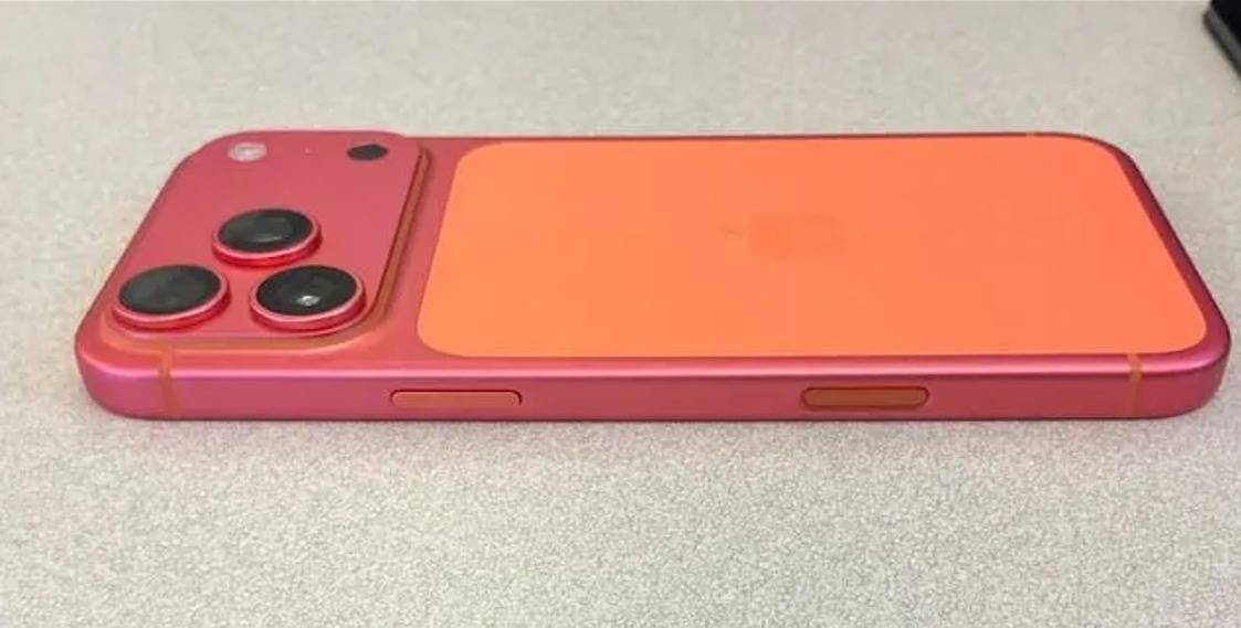 苹果调查iPhone 17 Pro褪色问题：星宇橙个别机型被召回检测