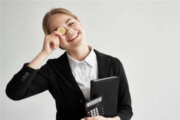 狗狗币暴涨神话：揭秘价格飙升370倍！
