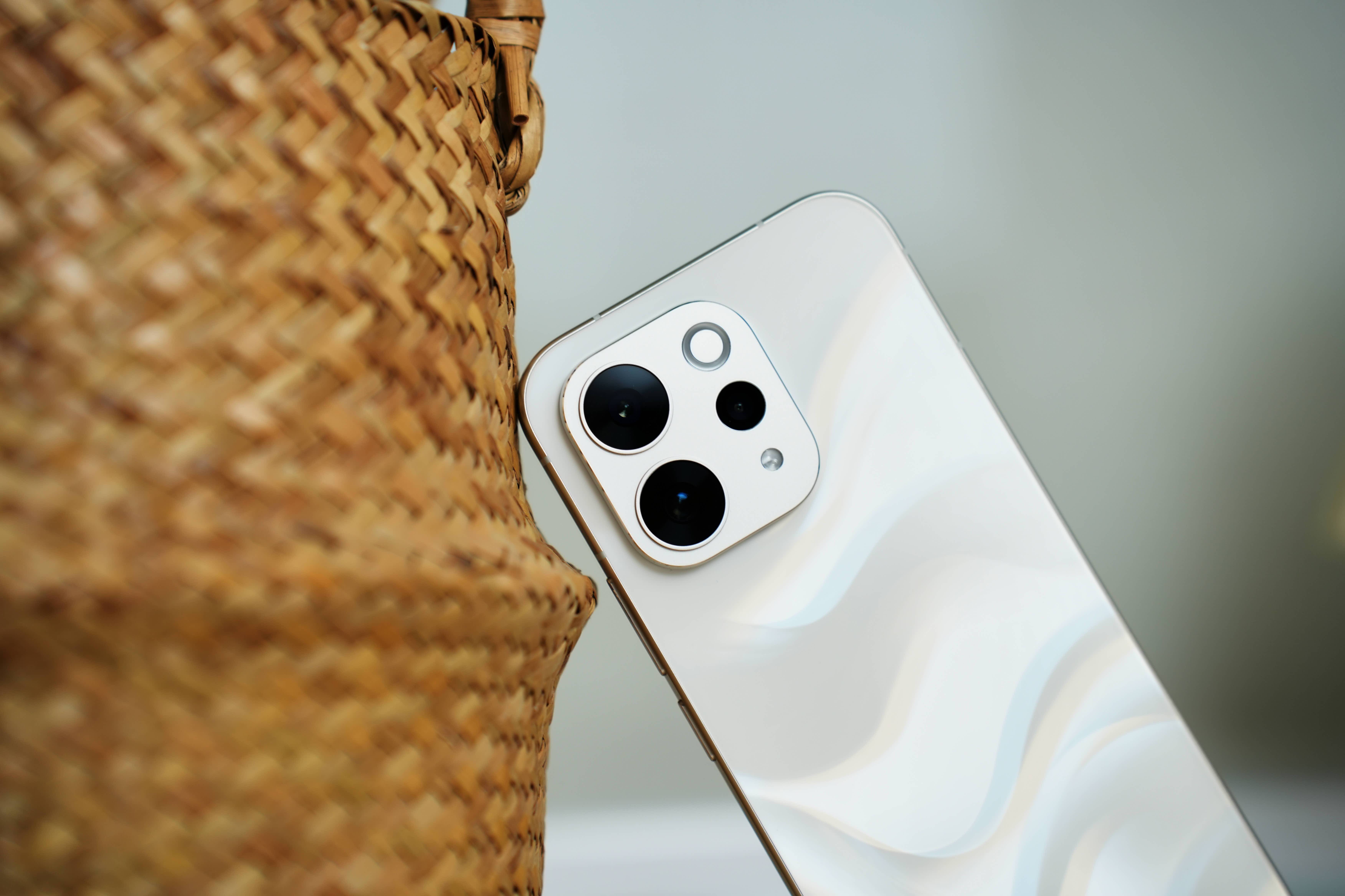 主摄级长焦Live与大师运镜，vivo S50让记录更有表现力