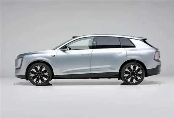 28.98万起!上汽奥迪AUDI E7X将于5月29日上市:标配后轮转向