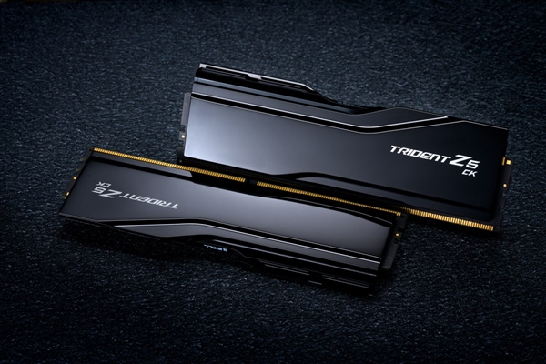 4-DIMM主板首次突破!芝奇DDR5内存跑出9200MT/s:仅1.1V电压