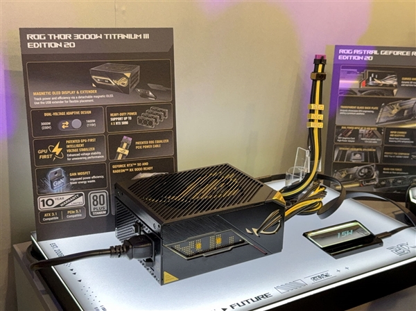 ROG夜神RTX 5090 20周年纪念卡发布：4槽巨兽解锁800W！