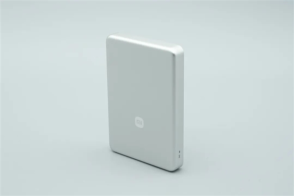 拆解报告:小米金沙江10000mAh 45W超薄磁吸移动电源