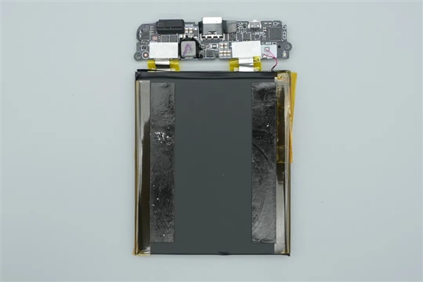 拆解报告:小米金沙江10000mAh 45W超薄磁吸移动电源