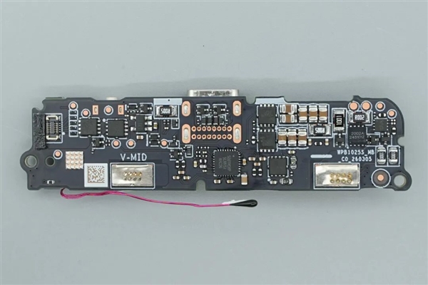 拆解报告:小米金沙江10000mAh 45W超薄磁吸移动电源