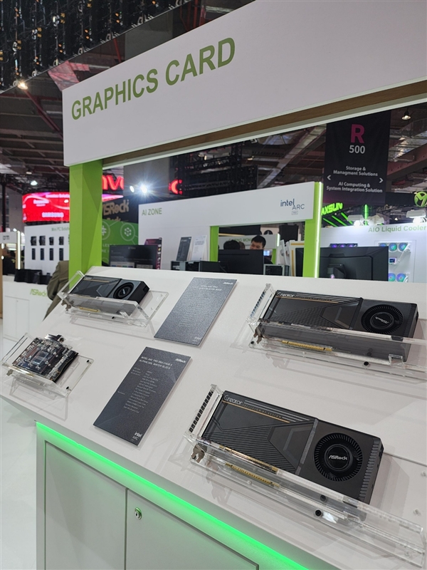 华擎太极10周年!X870E/Z890纪念版主板亮相:反光材质颜值拉满