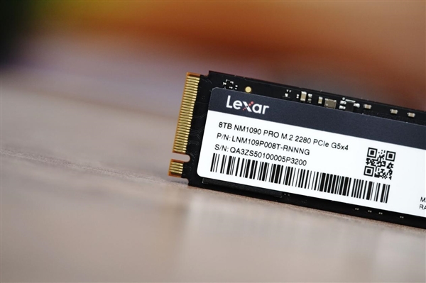疾速14400MB/s！雷克沙NM1090 Pro 8TB SSD图赏