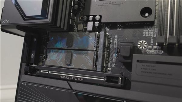 技嘉神秘主板身份确认!下代Z990 PRO支持Nova Lake-S