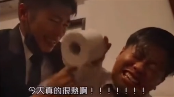 车企们再怎么改进全景天幕 该晒还是晒!