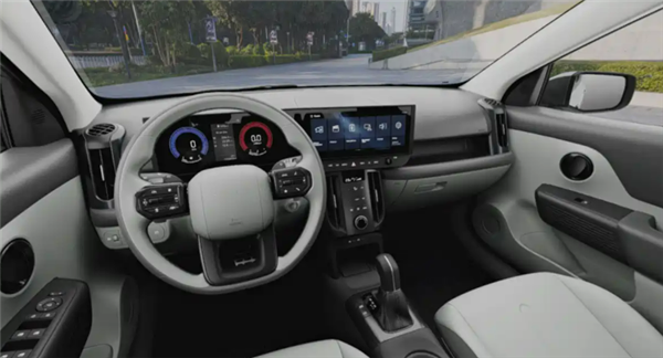 小型车变SUV！全新现代i20官图发布：曲面双联屏+贯穿灯组