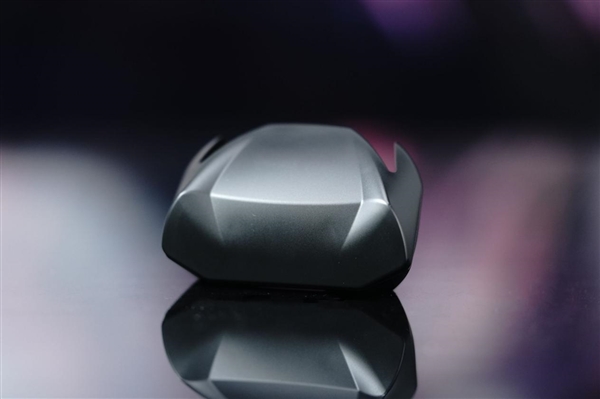 双8K三模！微星X7M轻量化电竞鼠标图赏