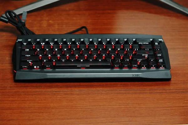 0.01mm精准调行程!微星X86K磁轴机械键盘图赏