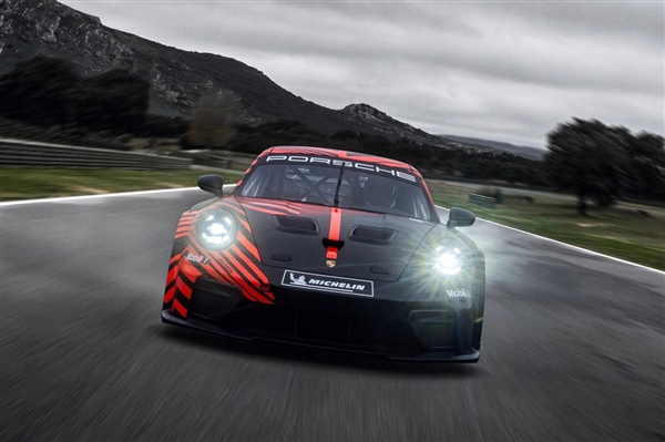 保时捷911 GT4 R全球首发:首次将911系列引入GT4客户赛车