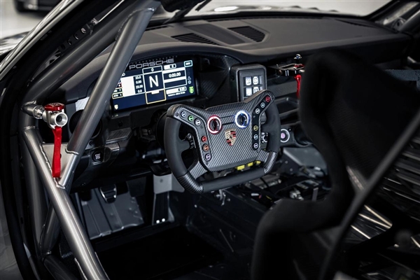 保时捷911 GT4 R全球首发:首次将911系列引入GT4客户赛车