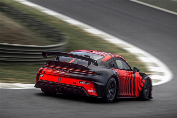 保时捷911 GT4 R全球首发:首次将911系列引入GT4客户赛车