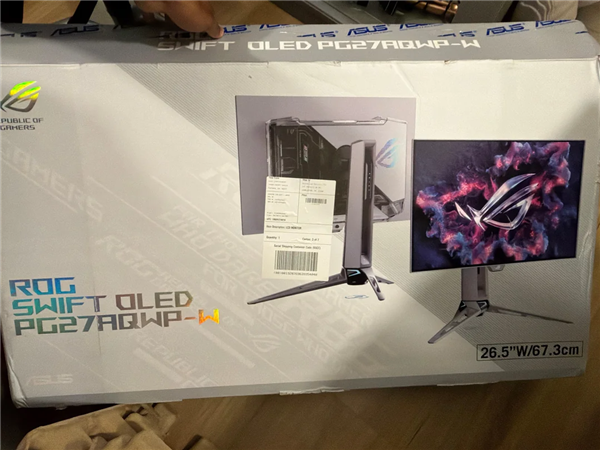 网购540Hz显示器变240Hz坏屏!退货要掏4000+元运费更崩溃