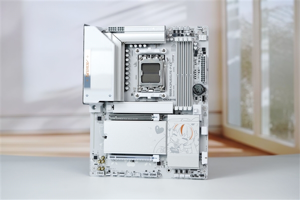 雕妹二次元设计！技嘉B850 AORUS ELITE-P ICE主板图赏