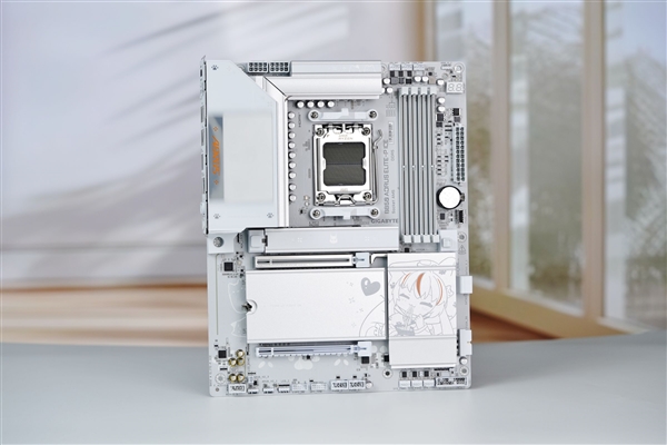 雕妹二次元设计！技嘉B850 AORUS ELITE-P ICE主板图赏