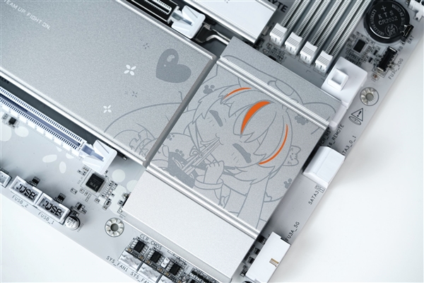 雕妹二次元设计！技嘉B850 AORUS ELITE-P ICE主板图赏