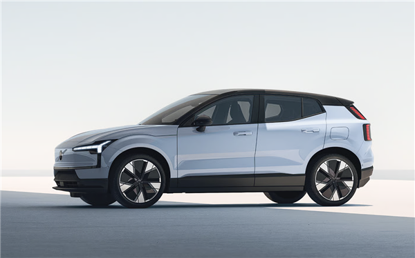 怒降4万多至16万元!沃尔沃精品纯电SUV EX30官方优惠