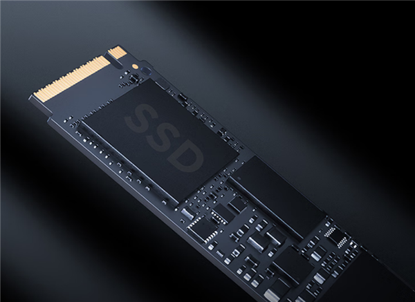 联想GeekPro新版本首发9999元：酷睿7 245HX+RTX 5060