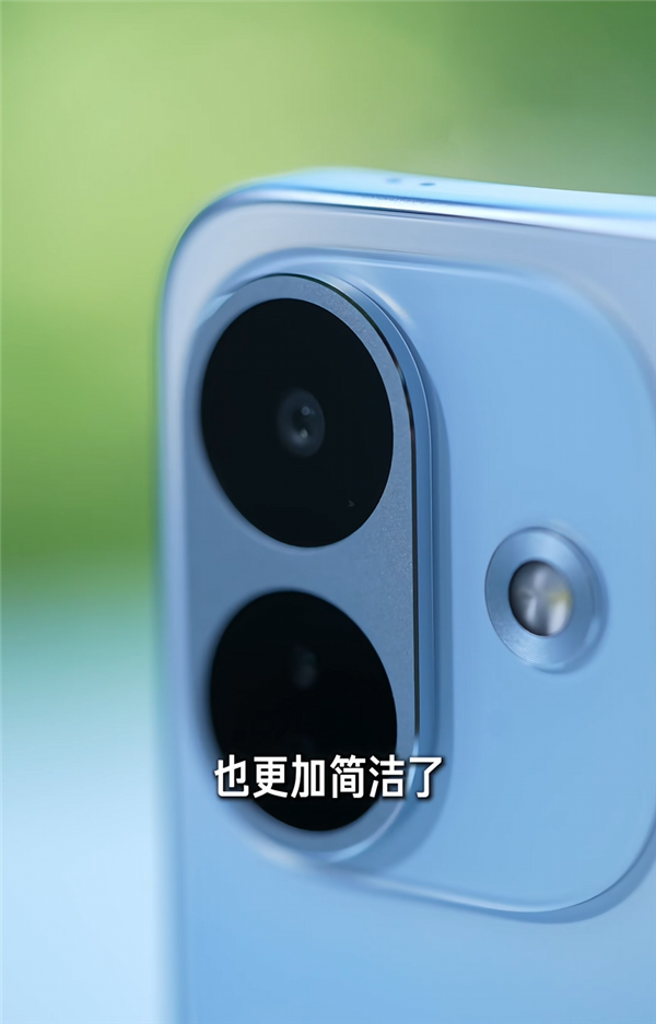 REDMI Note 17 Pro四色真机全家福亮相:晴空蓝自带蓝天白云 一眼惊艳