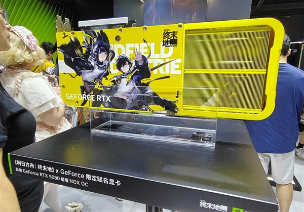 英伟达BW 2026超级芯片RTX Spark首展惊艳：巨型GPU墙成打卡地标