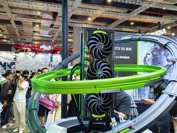 “三十而丽”的万丽:从造好一张卡到管好一整台PC