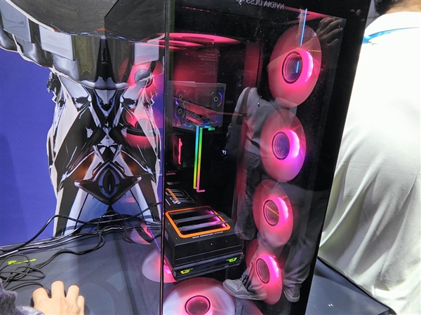 “三十而丽”的万丽:从造好一张卡到管好一整台PC