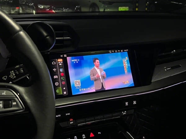 CarPlay要爆改燃油车：一部iPhone让老车变身智能电车