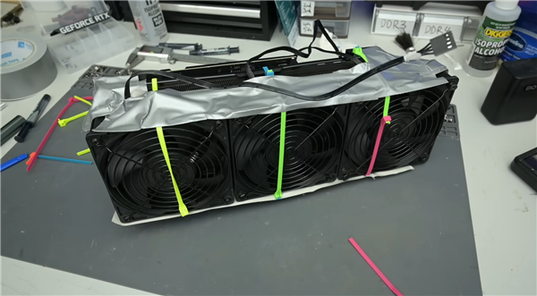 RTX 3080丧心病狂堆散热:360mm水冷+11个风扇全上!结果只提升不到5FPS