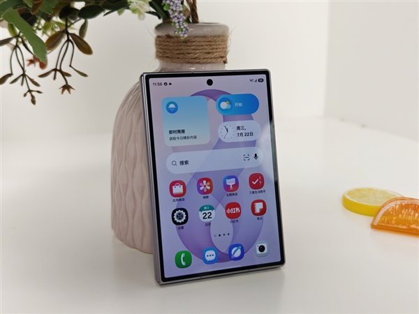 三星Galaxy Z Fold8真机图赏:安卓首款阔折叠 12999元