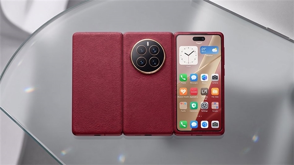 华为Mate XT2备货规模刷新品牌纪录:总量超过苹果折叠屏iPhone