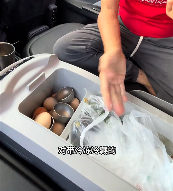 男子爆改电动车为“移动的家”：洗衣做饭洗澡上厕所一站式解决