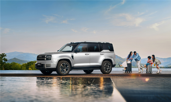 国内首款方盒子大六座SUV!长城H10上市定档:限时21.48万起