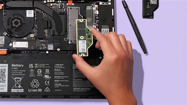 同样的LPDDR5X 苹果快39%!Framework模块化内存不及M5 MacBook Pro