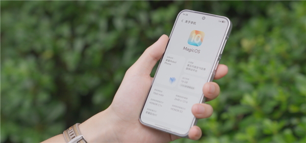 荣耀出了个自带云台的手机 并打算卖你9999元