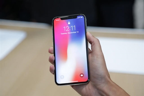 一代神机谢幕!iPhone X被列为停产产品:苹果全面屏开山之作