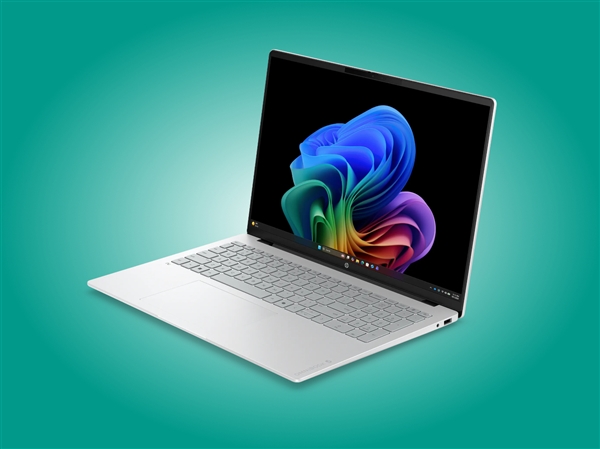 1.08万起!惠普OmniBook 5发布:16英寸OLED屏配Panther Lake处理器