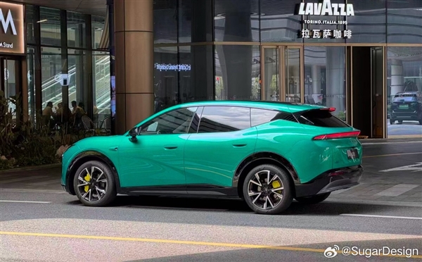 不溜背的中型SUV 小鹏MONA L05实车曝光:起售或低于15万