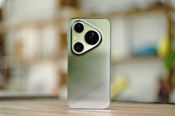 华为高端旗舰再破百万！Pura 90系列销量达101.49万台：首发麒麟9030S